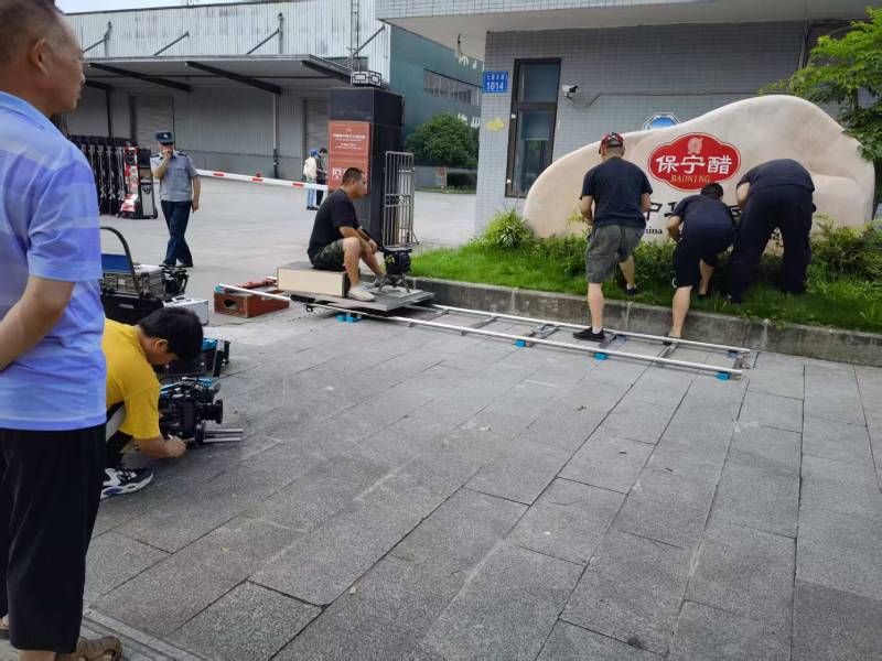 务川广告片拍摄公司核心优势：全流程服务，让品牌广告片省心更出彩